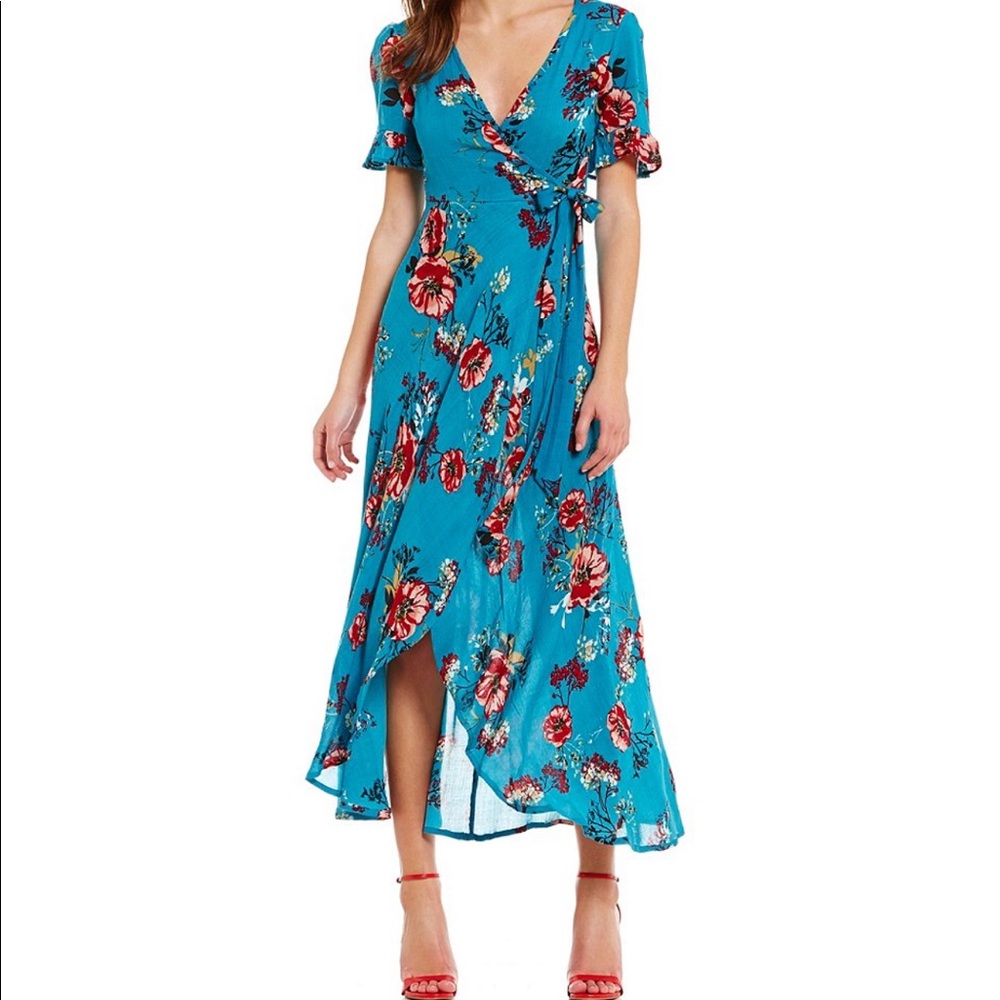 NWT BAND OF GYPSIES FLORAL WRAP DRESS